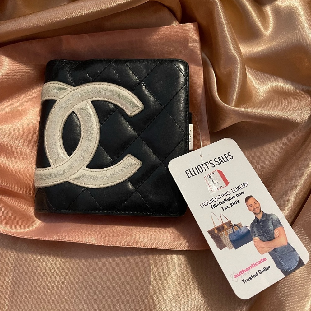 Authentic Chanel small wallet